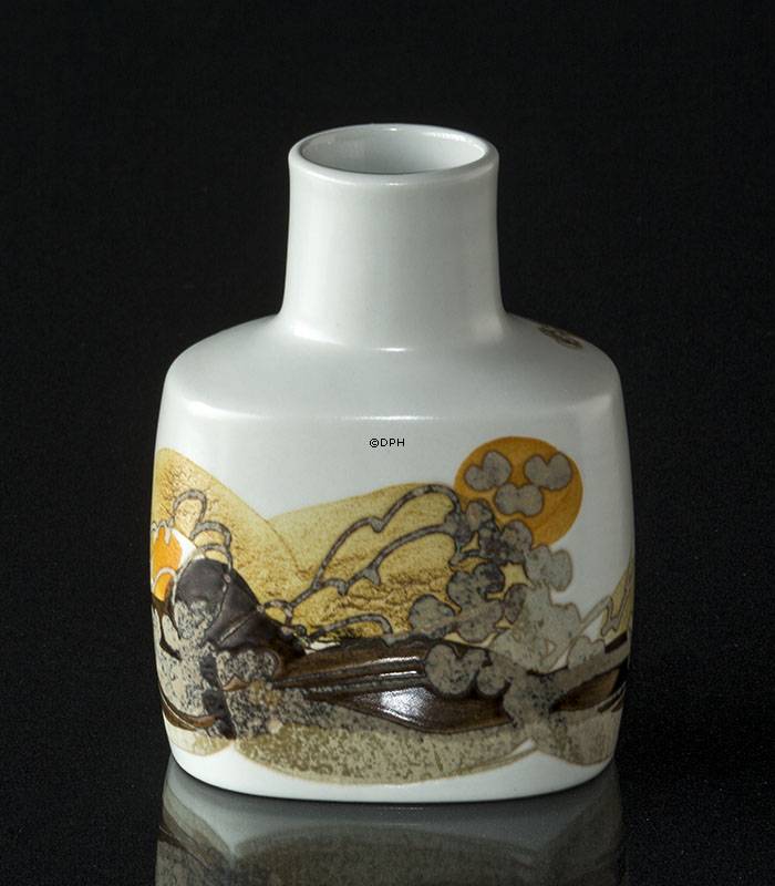 Fajance vase af Ellen Malmer, Royal Copenhagen nr. 962-3207