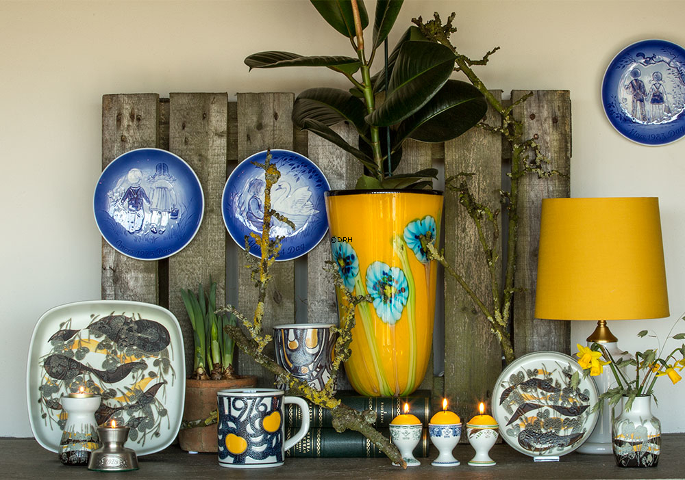 Fajance skål af Ivan Weiss, Royal Copenhagen nr. 963-3290