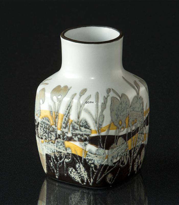 Fajance vase af Ivan Weiss, Royal Copenhagen nr. 963-3361