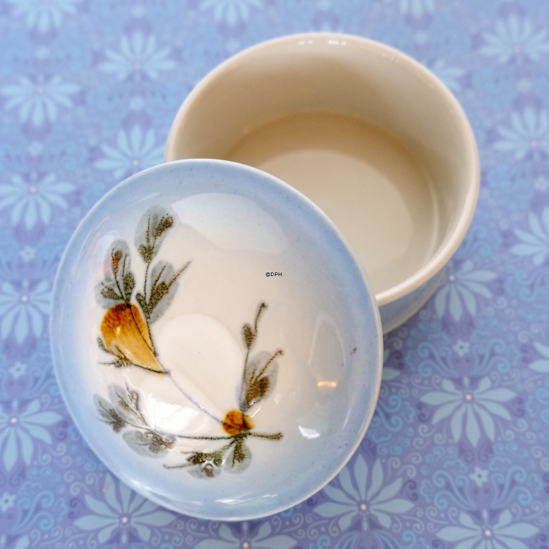 Bonbonniere med blomstergrene, Royal Copenhagen nr. 967-3899