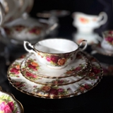 Royal Albert Old Country Roses bouillon cup, diameter: Saucer 16 cm / Cup 11.5 cm