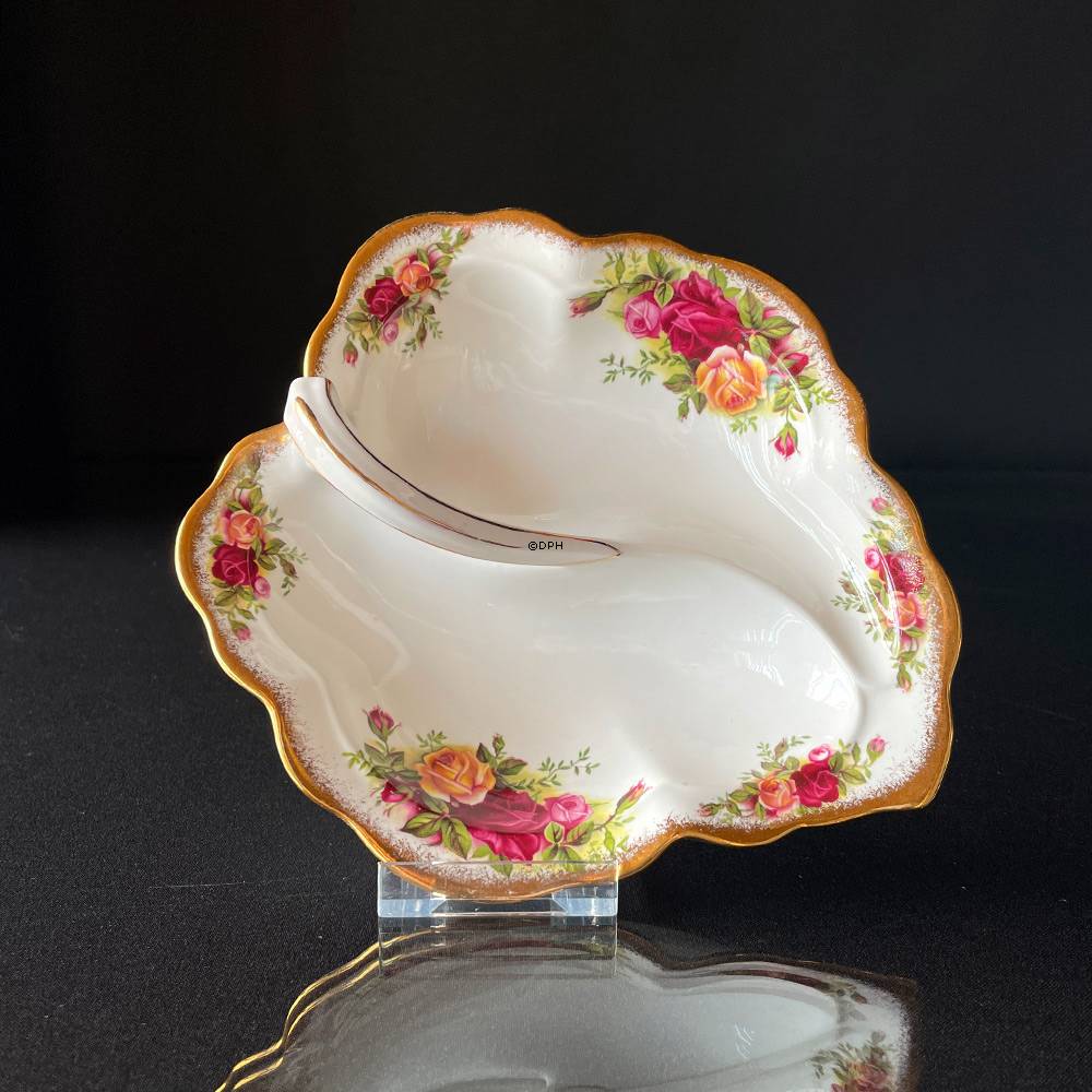 Royal Albert Old Country Roses bladformet skål med hank