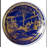 1979 Ravn Cobalt Blue Christmas Plate Rabbit