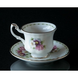 Royal Albert MINIATURE Månedskop med blomster Oktober Cosmos  (kop Ø4,5cm underkop Ø 7,3cm)