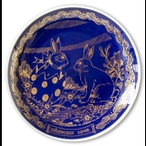 1978 Ravn Cobalt Blue Easter Plate Bunny Rabbit in Easter Egg