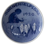 1920 Royal Copenhagen Børnehjælpsdags platte