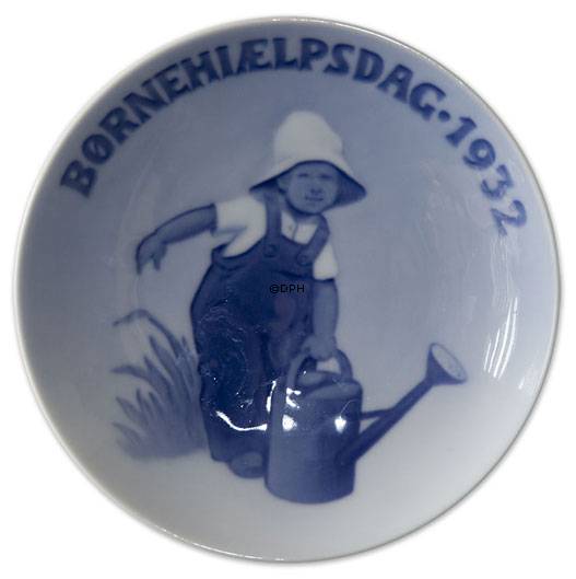 1932 Royal Copenhagen Børnehjælpsdags platte