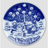 2001 Royal Copenhagen The Children's Christmas plate