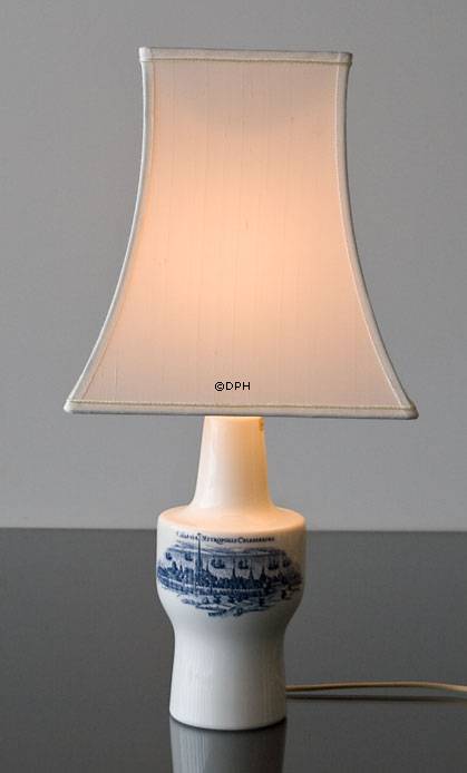 Firkantet lampeskærm 29 cm i højden, hvid silke (Vedr. 2. sortering - se beskrivelse)