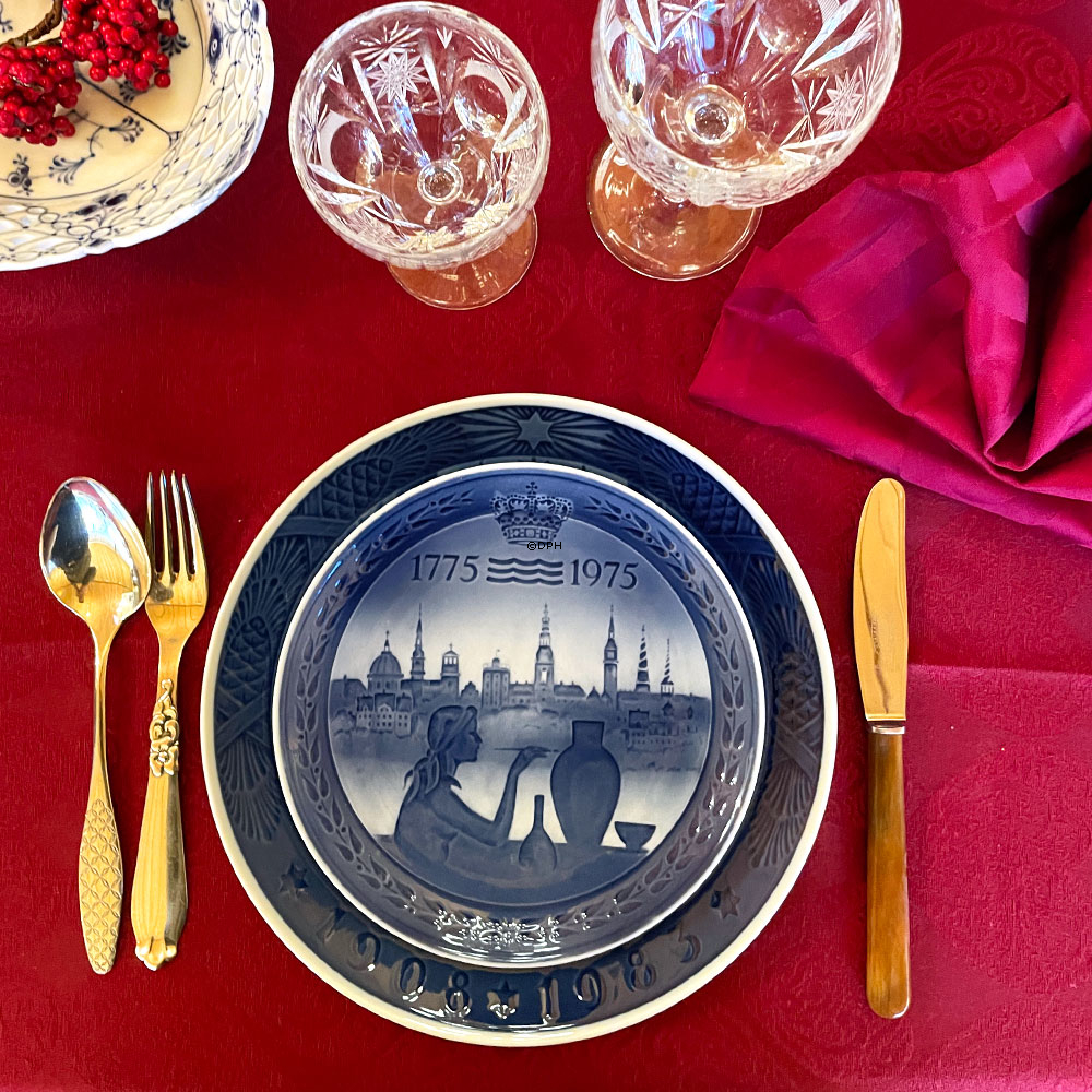 1775-1975 Royal Copenhagen Jubilæumsplatte, Royal Copenhagens 200-års jubilæum.