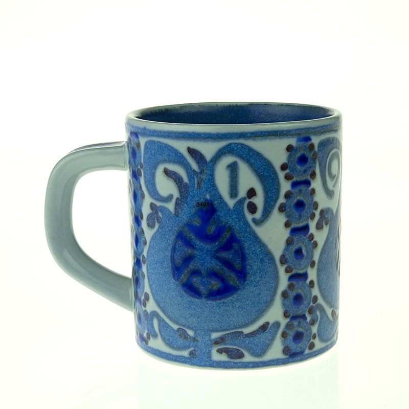 1969 Royal Copenhagen stort årskrus