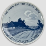 1927 Royal Copenhagen Gedenkteller, FRI MAND PAA FRI MANDS JORD - LANDEVÆRNET 1927.