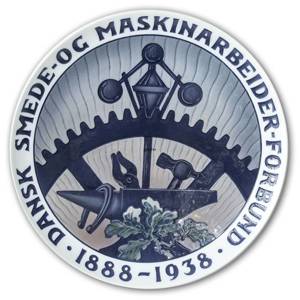 1938 Royal Copenhagen Mindeplatte, DANSK SMEDE- OG MASKIN-
ARBEJDER-FORBUND 1888 1938 | År 1938 | Nr. RNR284 | Alt. no. 284 | DPH Trading