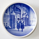 Royal Copenhagen Plaquette nr. 46, Livgarden