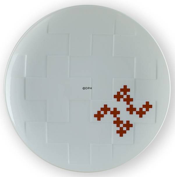 Royal Copenhagen Platte med Røde Kors, tegnet af Prins Henrik