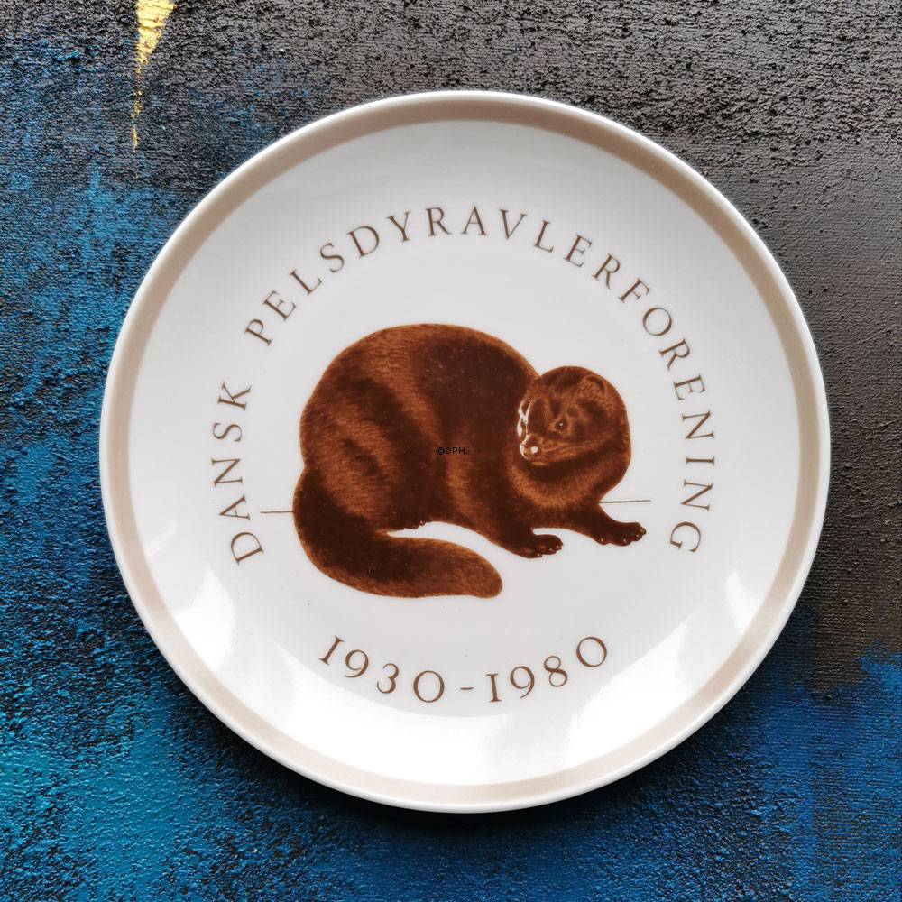 1930-1980 Royal Copenhagen Jubilæumsplatte, Dansk Pelsdyravlerforening 50 år