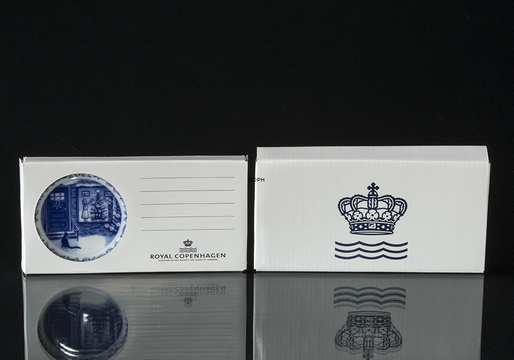 2022 Juleplaquette, Juletræet pyntes, Royal Copenhagen