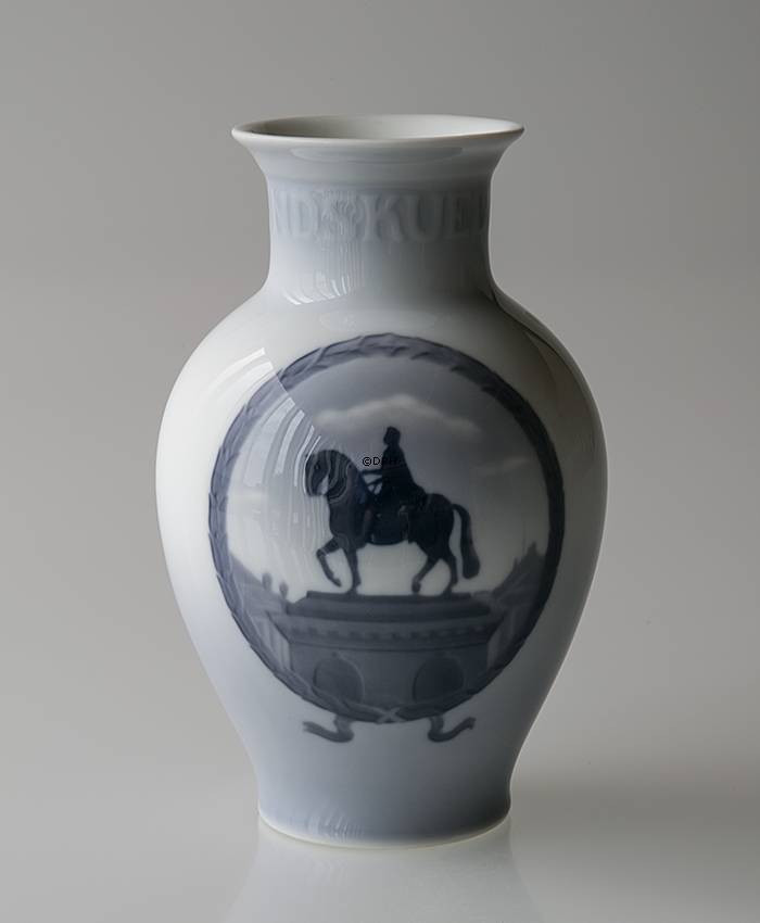 Vase, Rundskuedag Royal Copenhagen 1931