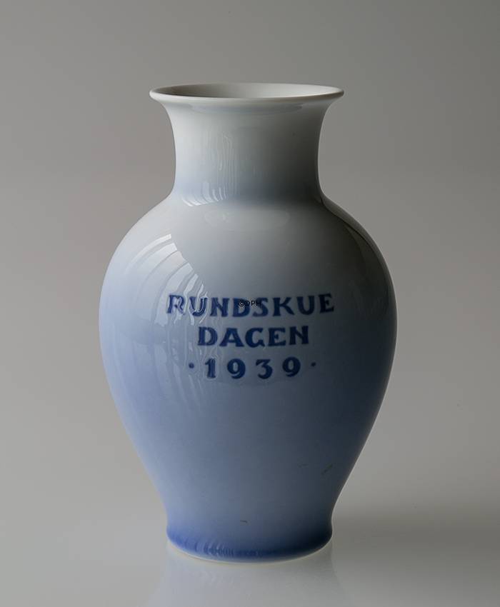 Vase, Rundskuevase 1939 Royal Copenhagen
