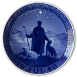 Shepherd in a desert landscape 1940, Royal Copenhagen Christmas plate