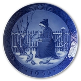 Fanøpige fodrer fugle 1955, Royal Copenhagen Juleplatte