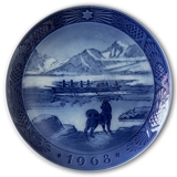 The last umiak in Greenland 1968, Royal Copenhagen Christmas plate