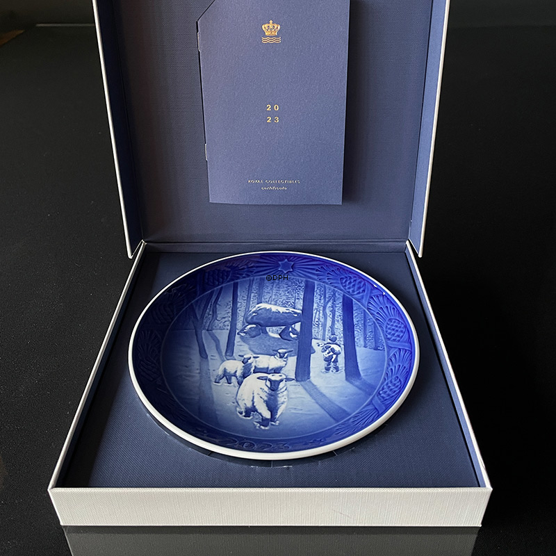 Juletid i skoven, 2023, Royal Copenhagen Juleplatte
