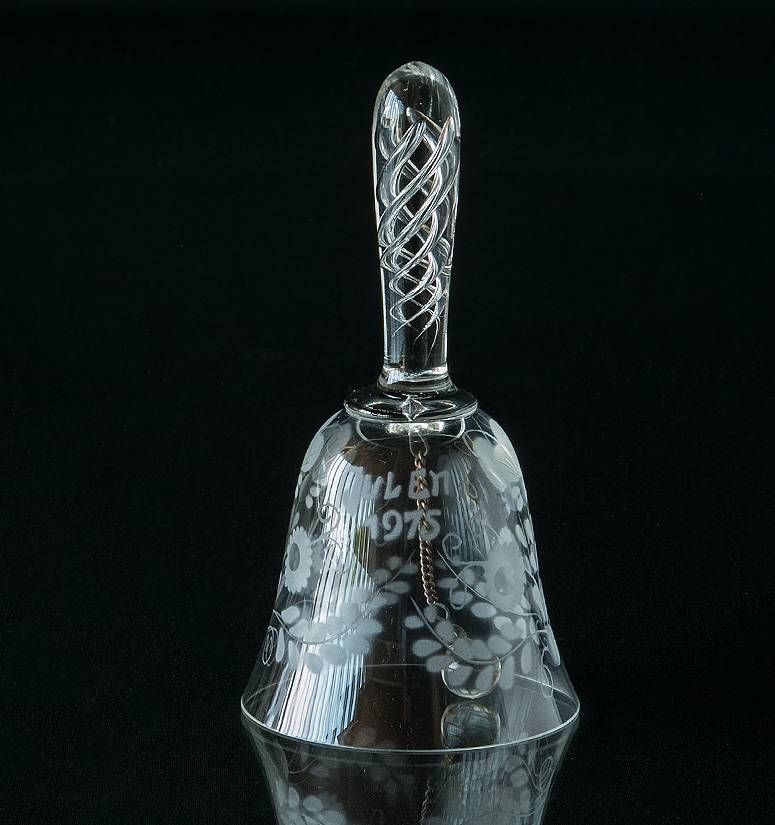 Glasklokke fra 1975, lille