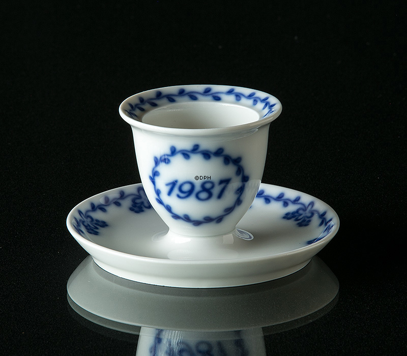 1987 Tettau Års æggebæger