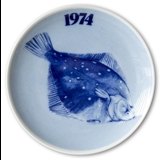 1974 Tove Svendsen Fish plate, European plaice