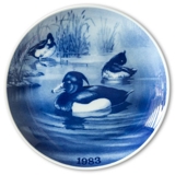 1983 Tove Svendsen, Hunting plate, tufted duck