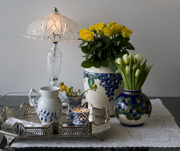 Dynasti 3, Krystalbordlampe