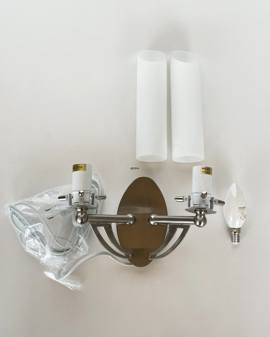 DPH 4, Væglampet dobbelt, stål