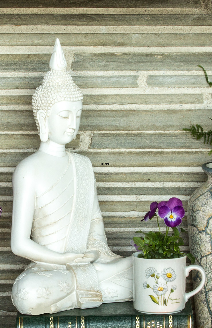 Buddha siddende i meditation Dhyana Mudra, hvid polyresin