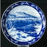 1977 Heinrich Christmas plate