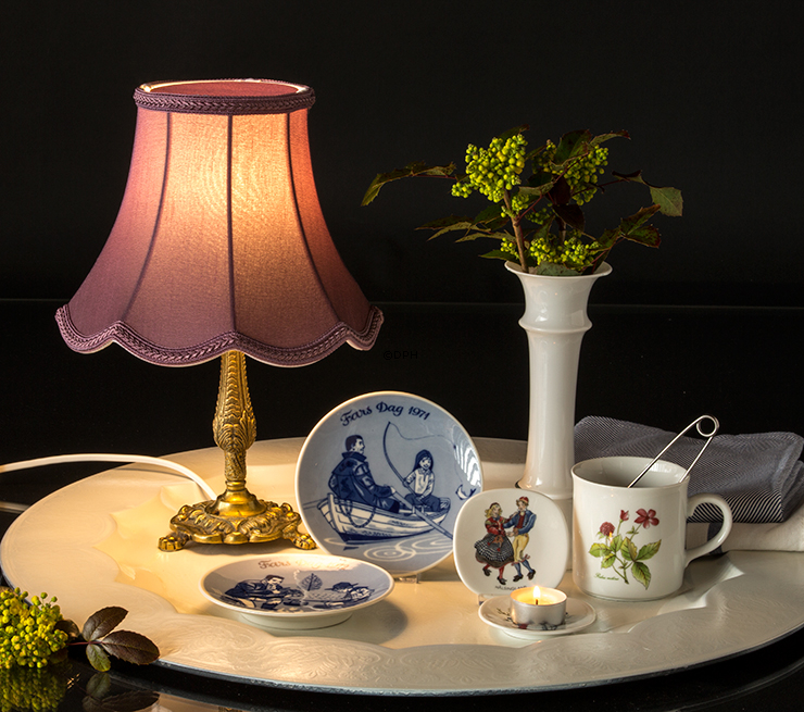 Mini Platte (Plaquette) i serien Svenske landskabsdragter nr. 4 Gotland