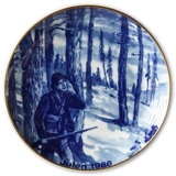 1986 Wallendorf Christmas plate, Hunter