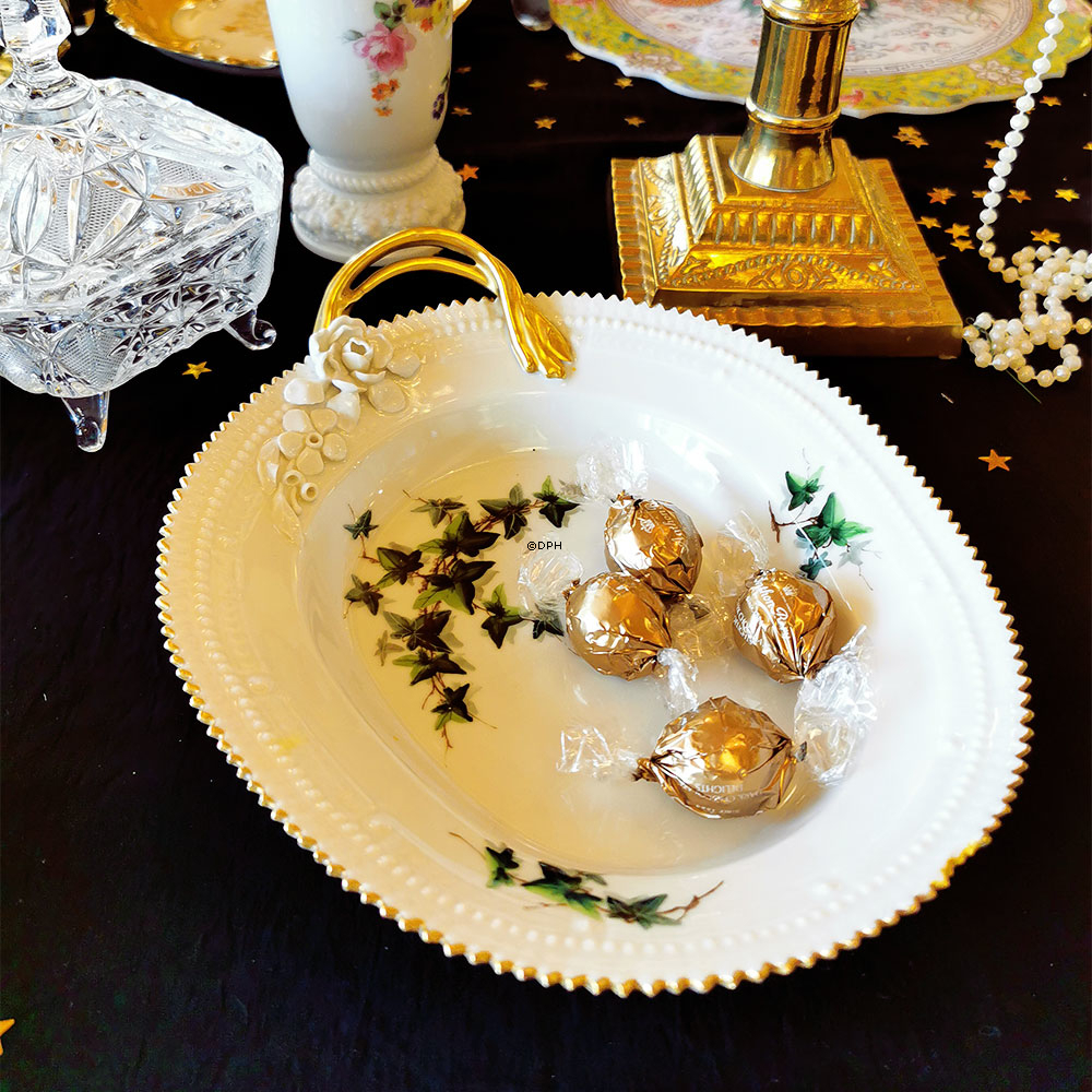 Sjælden skål med Efeu dekoration nr. xx/3541, Royal Copenhagen (skår på kant)