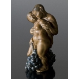 Faun und Frau - Geflügelter Gott, Bing & Grøndahl Figur Nr. 4023, entworfen von Kai Nielsen.