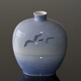 Vase med sejlskib, Royal Copenhagen nr. 1117-134E