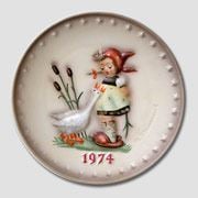 Goebel Hummel Plate 1974