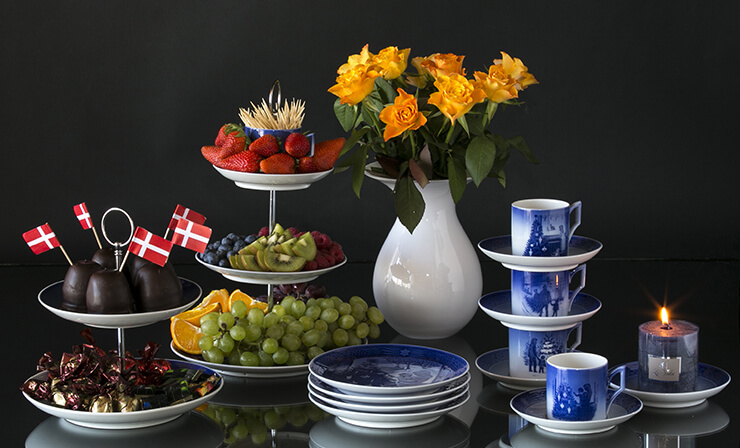 Royal Copenhagen Cake stands  