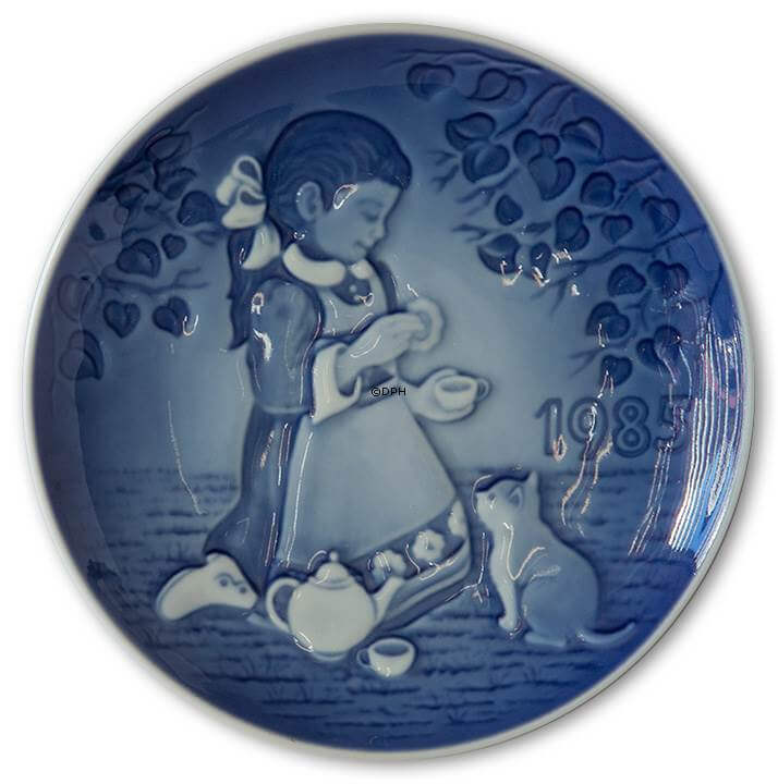 Children's day plate 1985