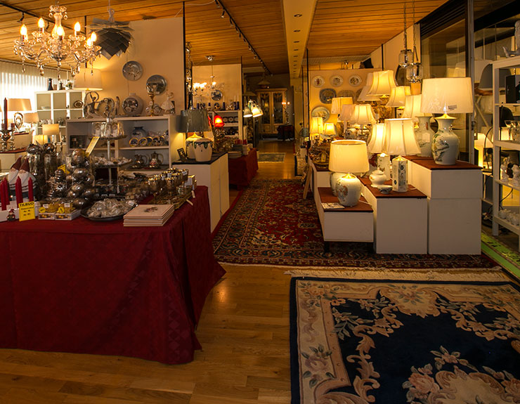 Decorative objects and lamps - Store in Odense N, Denmark