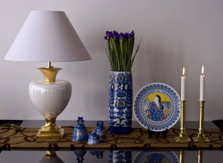Noritake 1977 Weihanchtsteller mit Julia Ota