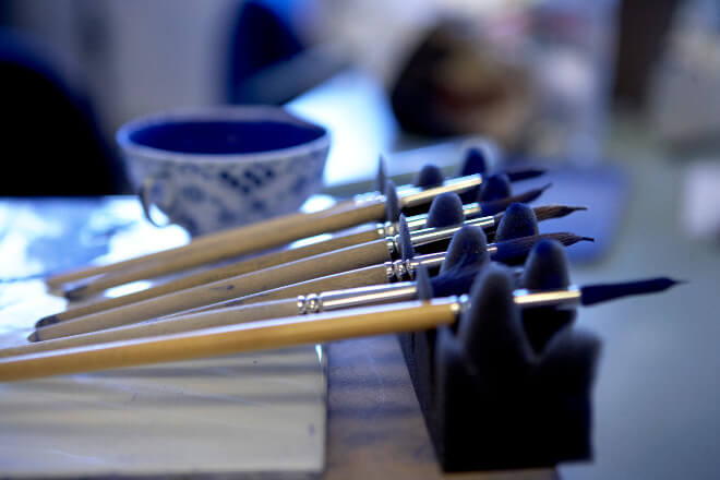 Tools of the porcelain painter