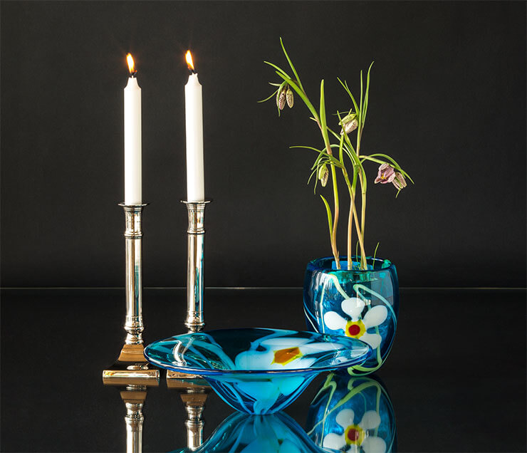 Vases and bowls in glass art