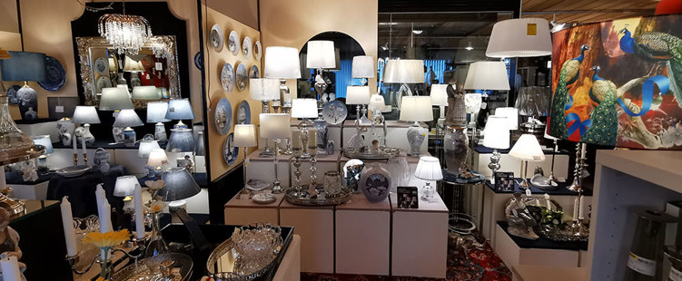 Table lamps in DPH Trading's store in Løkkegravene, Odense