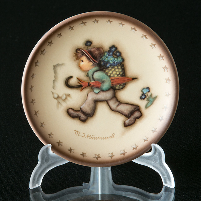 Goebels Hummel årsplaquetter